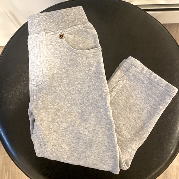 Tee shirt and Pants - Size 4T - Picture 4 of 5